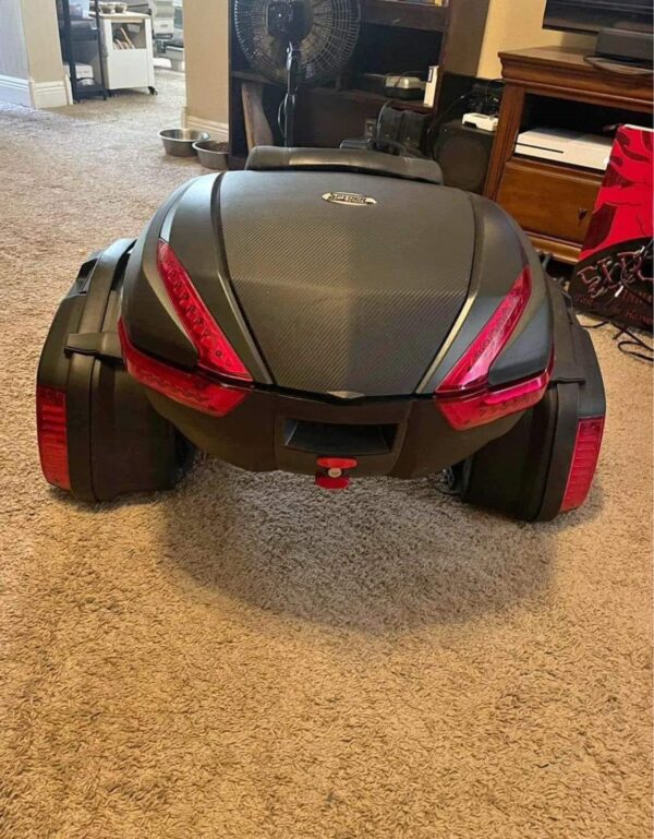 3-Piece Touring Saddlebag/Luggage System with LED Brake and Turn Signals for the Can-Am Ryker - Image 4