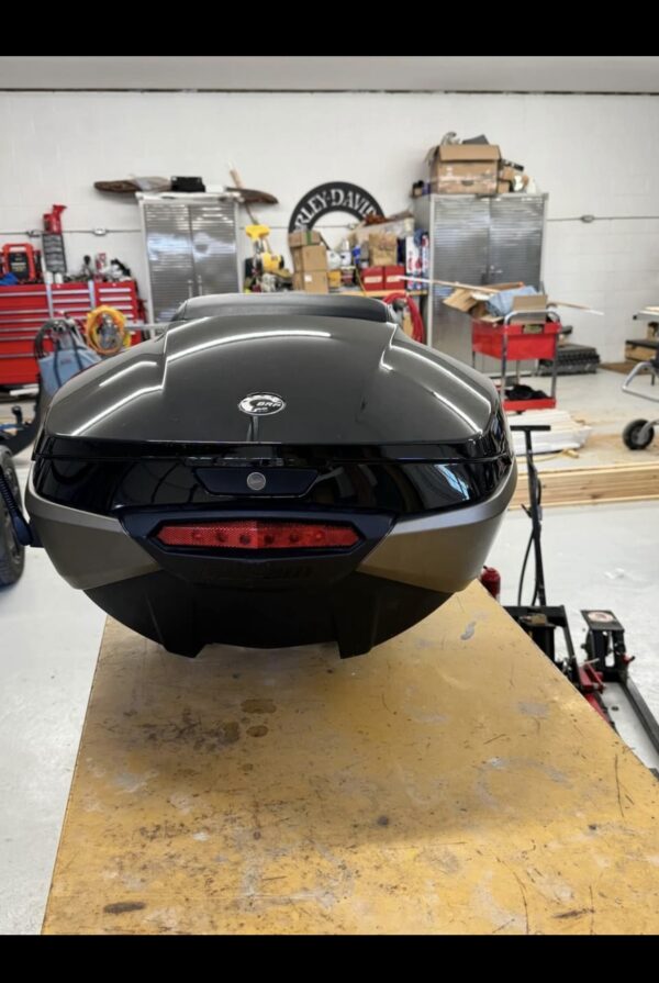 CanAm Spyder Top case - Image 3